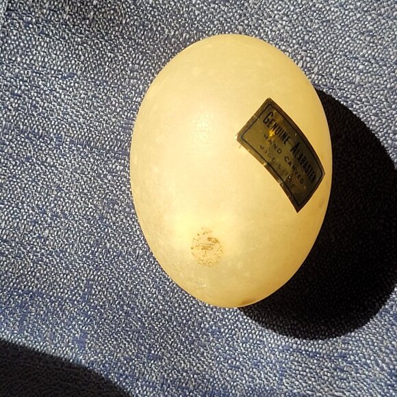 Handcrafted Genuine Alabaster Egg With Pink Floral Design - Picture 3 of 4